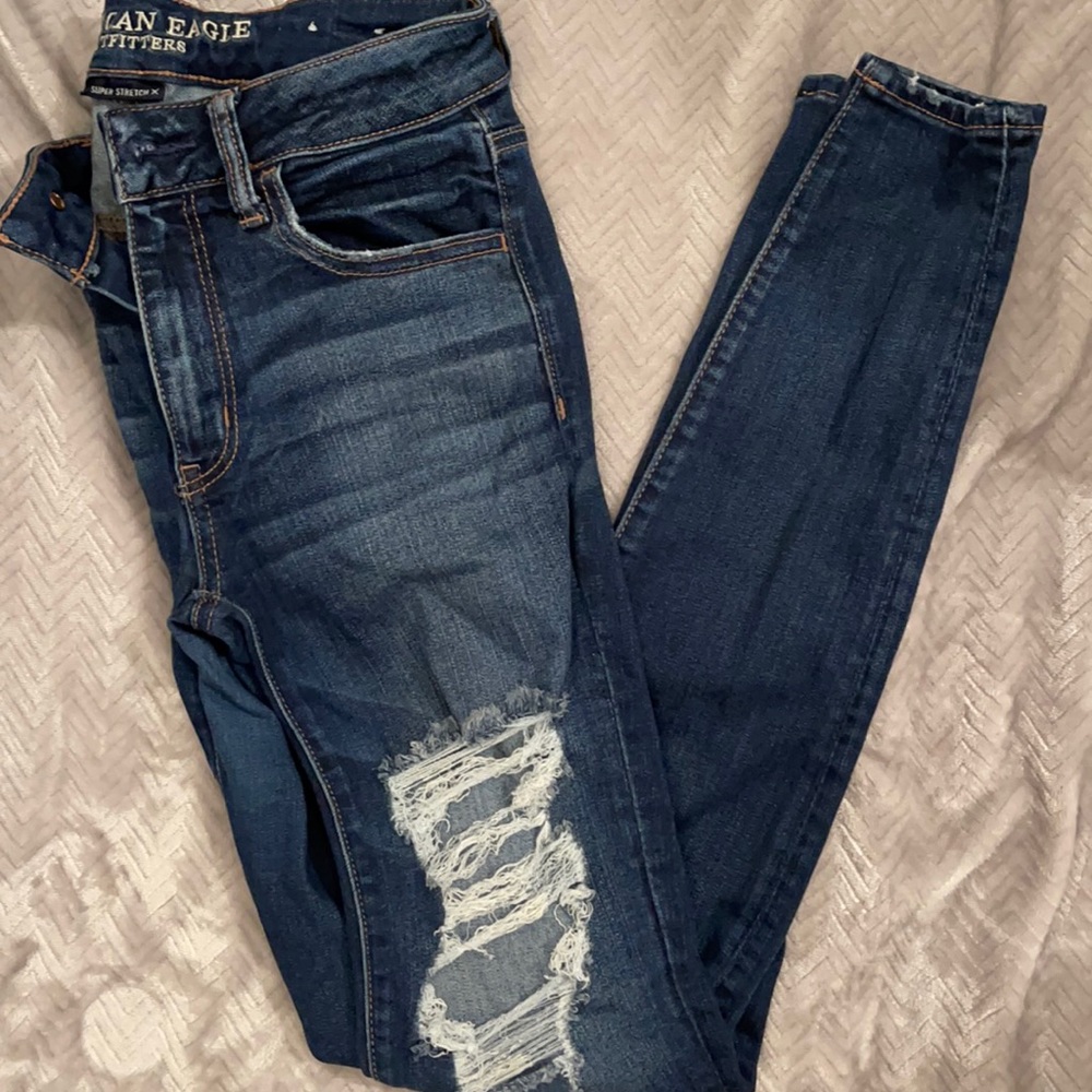 Super stretch American eagle distressed jeans